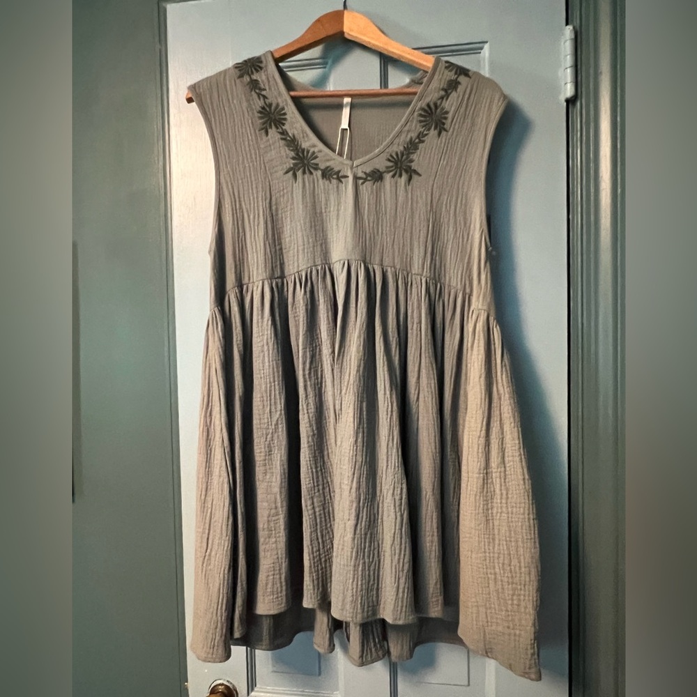 Rylee + Cru Green Muslin Dress in S, M NWT